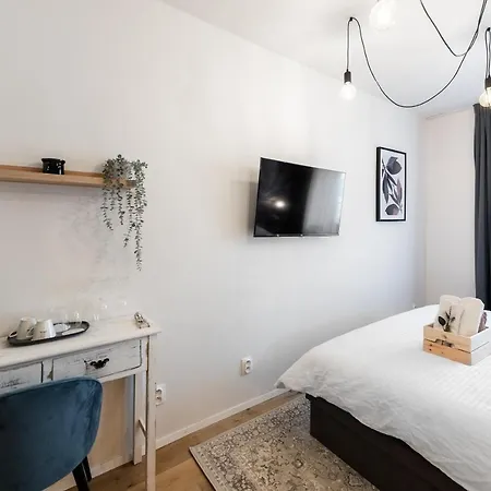 Mácha Bed & Breakfast 3*